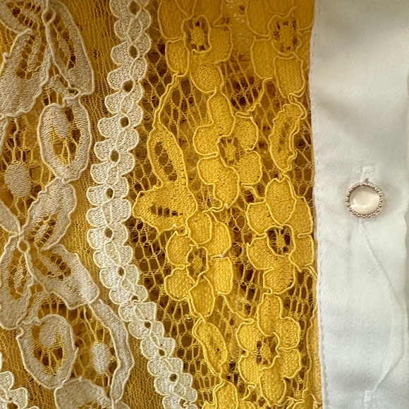 Short Set - Picture 4 of 6